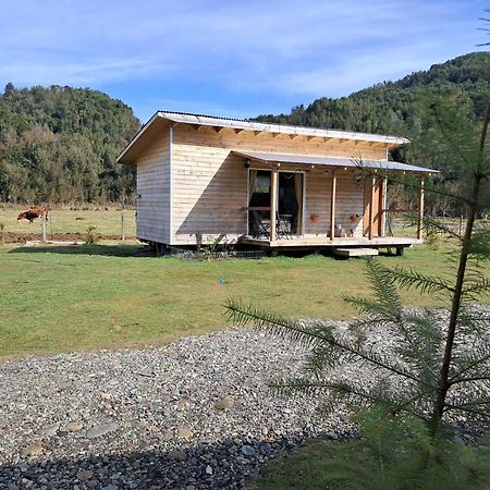 Cabana Del Campo Hornopiren Esterno foto